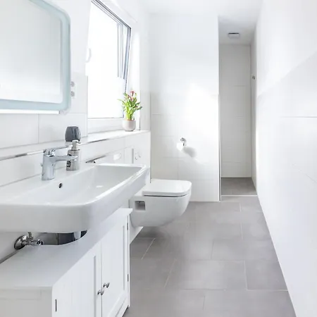 شقة New & Modern Near Duesseldorf