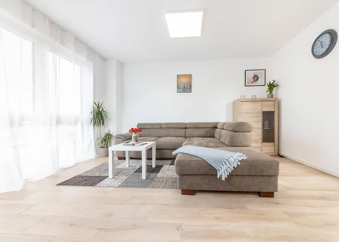 New & Modern Near Duesseldorf Apartament *